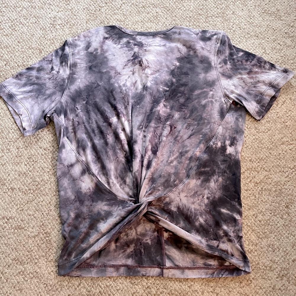 Lululemon ss mesh tie dye top size 4